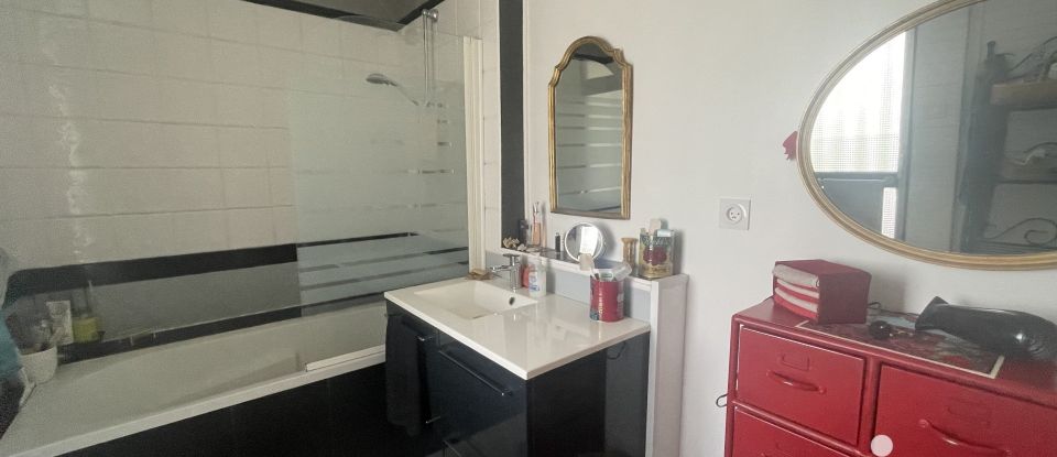 Appartement 4 pièces de 99 m² à La Rochelle (17000)