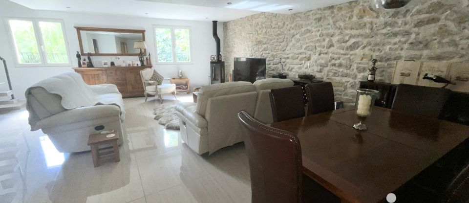 Maison de village 7 pièces de 229 m² à Saint-Marcel-sur-Aude (11120)