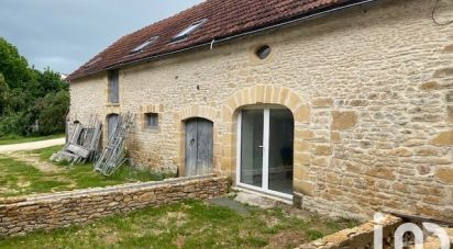 Farm 5 rooms of 141 m² in Sarlat-la-Canéda (24200)