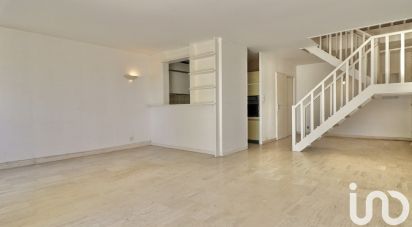 Apartment 3 rooms of 85 m² in La Ciotat (13600)