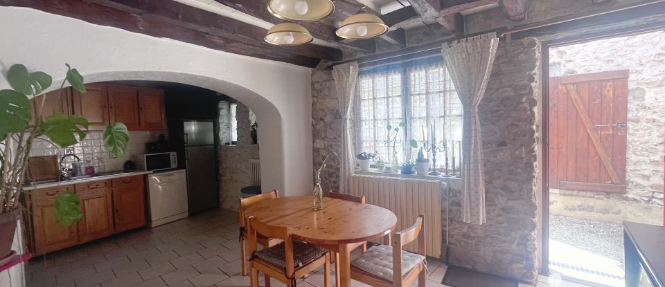 Town house 4 rooms of 106 m² in Champagne-sur-Seine (77430)