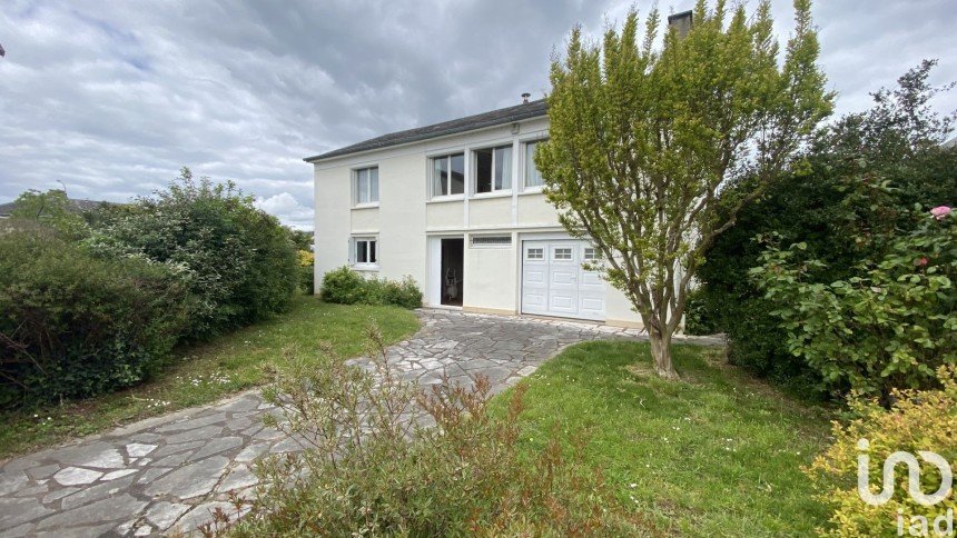 Maison 5 pièces de 114 m² à Châtellerault (86100)