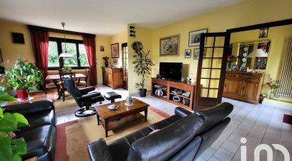 Traditional house 6 rooms of 143 m² in Saint-Chamond (42400)