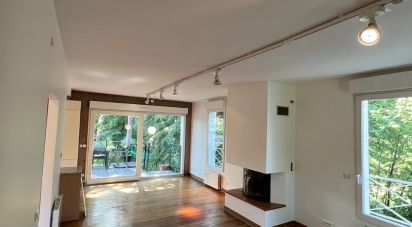 House 10 rooms of 211 m² in Neuilly-Plaisance (93360)