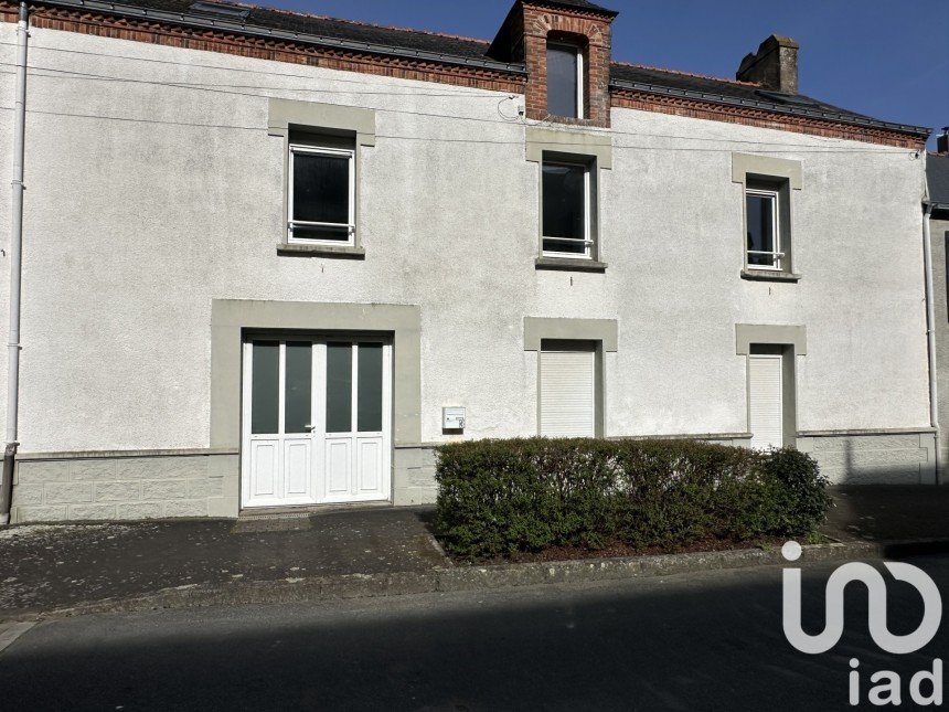 Maison 7 pièces de 220 m² à Plessé (44630)