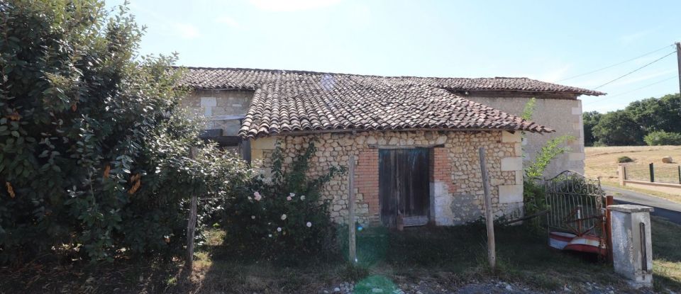 Maison 1 pièce de 1 m² à Chalais (16210)