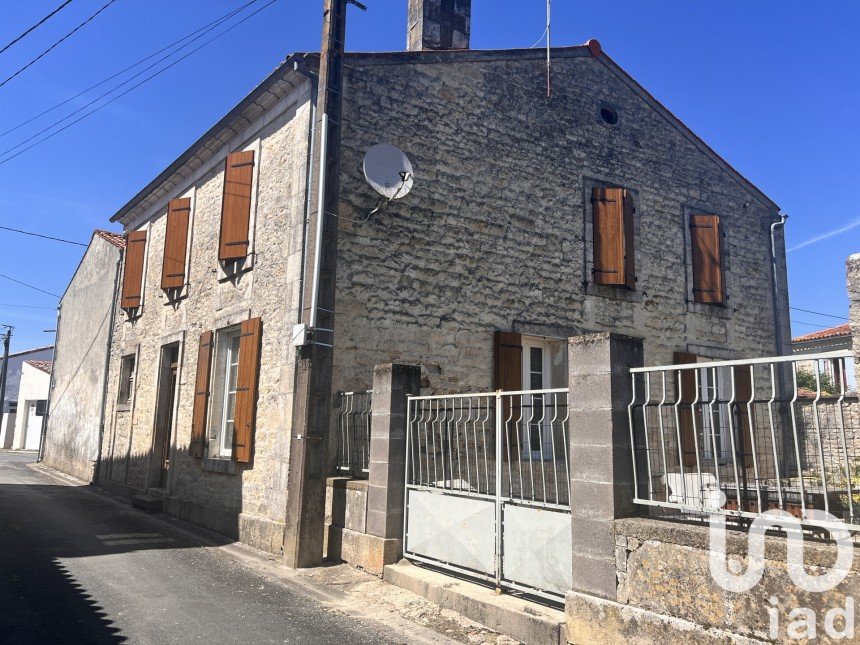 Town house 5 rooms of 169 m² in Ardillières (17290)