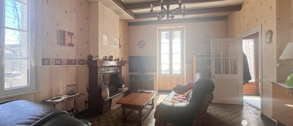 Town house 5 rooms of 169 m² in Ardillières (17290)