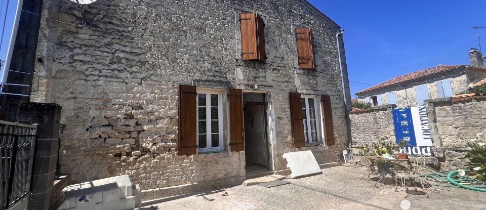 Town house 5 rooms of 169 m² in Ardillières (17290)