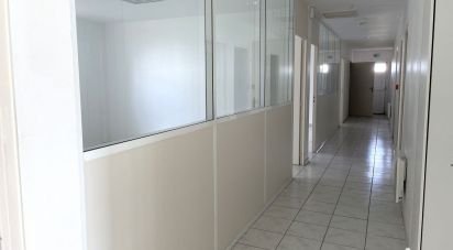 Offices of 307 m² in Saint-Erme-Outre-et-Ramecourt (02820)