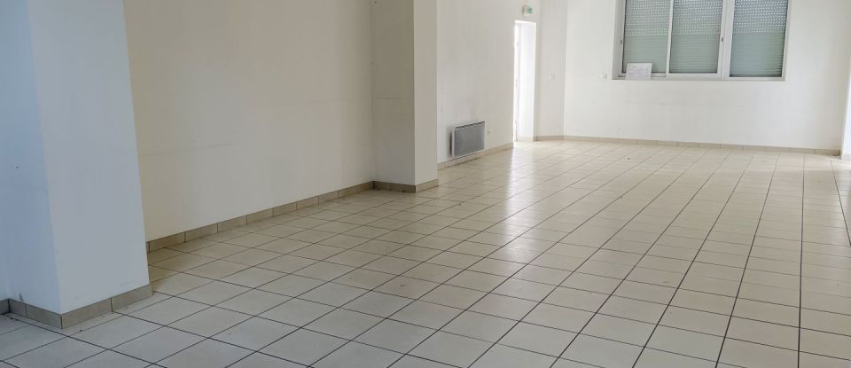 Bureaux de 307 m² à Saint-Erme-Outre-et-Ramecourt (02820)