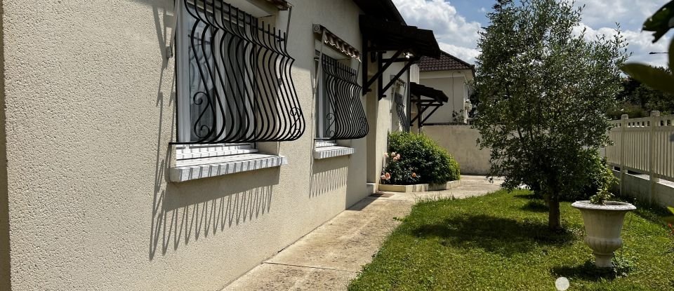 Maison traditionnelle 5 pièces de 110 m² à Brou-sur-Chantereine (77177)