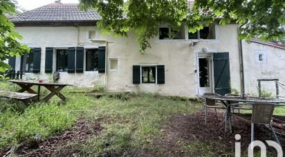 Maison de campagne 5 pièces de 146 m² à Louroux-de-Beaune (03600)