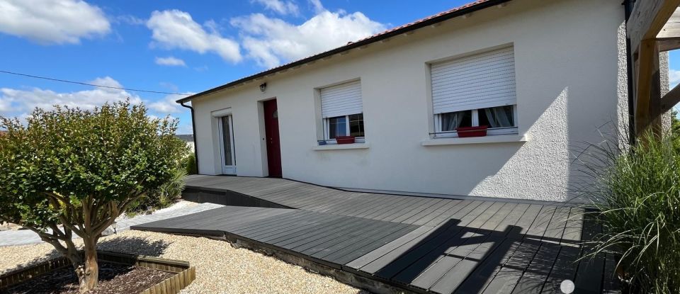 Maison traditionnelle 4 pièces de 100 m² à Chemillé-en-Anjou (49310)
