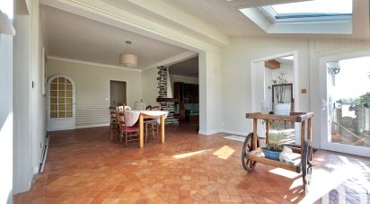 Traditional house 9 rooms of 245 m² in Montbert (44140)