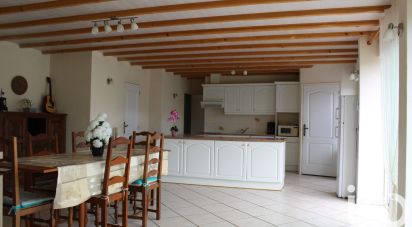Traditional house 4 rooms of 148 m² in Chemillé-en-Anjou (49120)