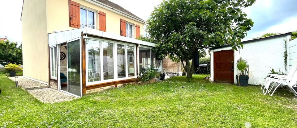 Traditional house 5 rooms of 121 m² in Montévrain (77144)