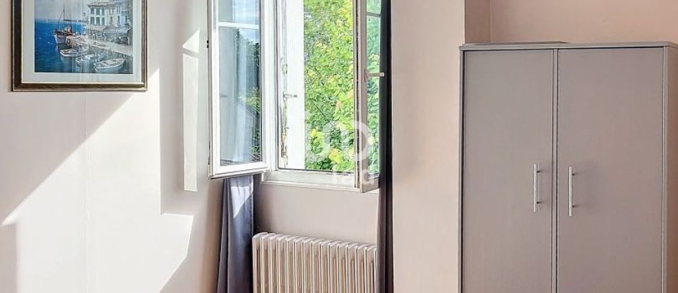 Maison 5 pièces de 110 m² à Bourges (18000)