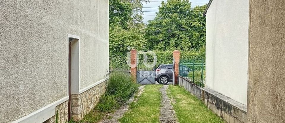 Maison 5 pièces de 110 m² à Bourges (18000)