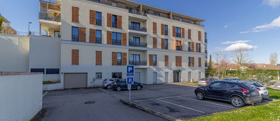 Appartement 5 pièces de 80 m² à Magnanville (78200)