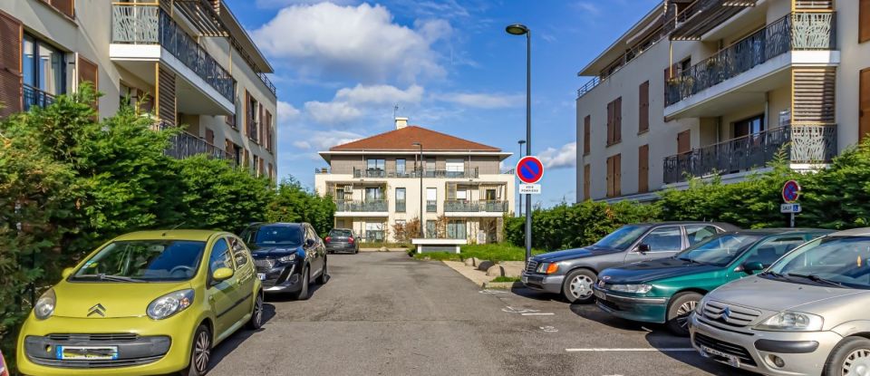 Appartement 5 pièces de 80 m² à Magnanville (78200)