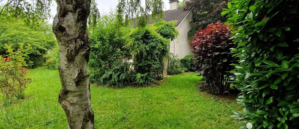 House 4 rooms of 105 m² in Chelles (77500)
