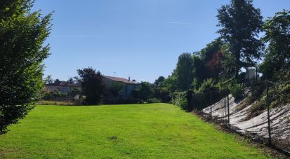 Land of 2,200 m² in Le Passage (47520)