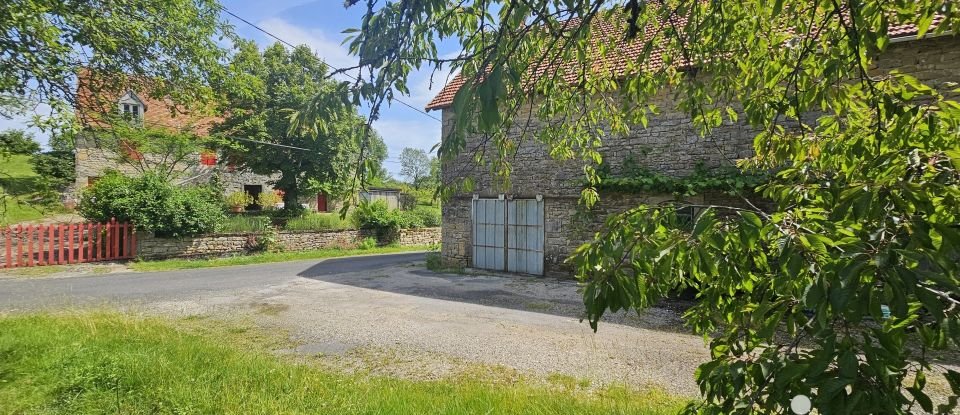 Traditional house 5 rooms of 94 m² in Alvignac (46500)