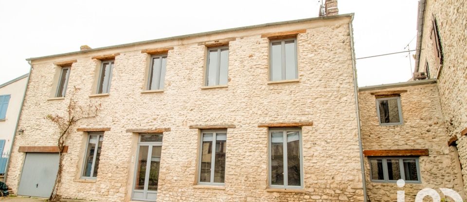 Appartement 6 pièces de 166 m² à Beynes (78650)