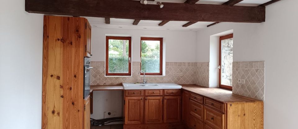 House 6 rooms of 135 m² in Villapourçon (58370)