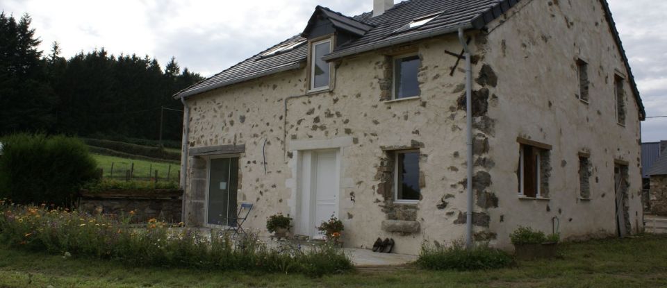 House 6 rooms of 135 m² in Villapourçon (58370)