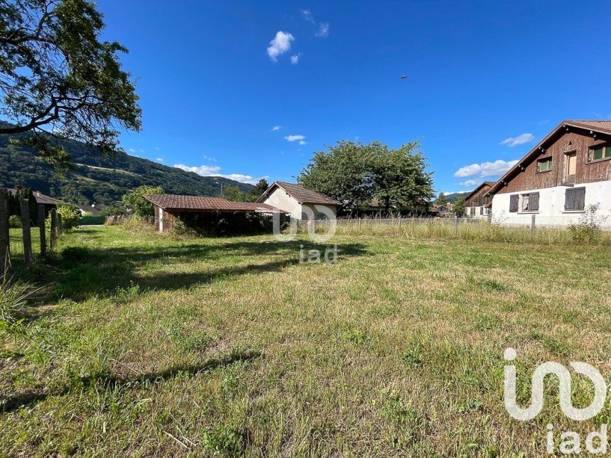 Land of 1,510 m² in - (73110)