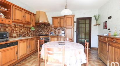 House 7 rooms of 160 m² in Versols-et-Lapeyre (12400)