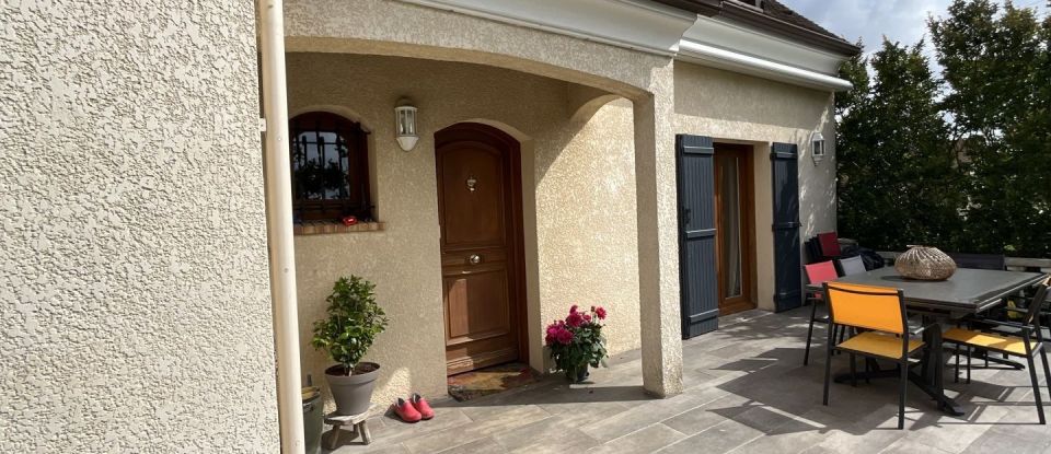 House 6 rooms of 140 m² in Boissy-le-Châtel (77169)