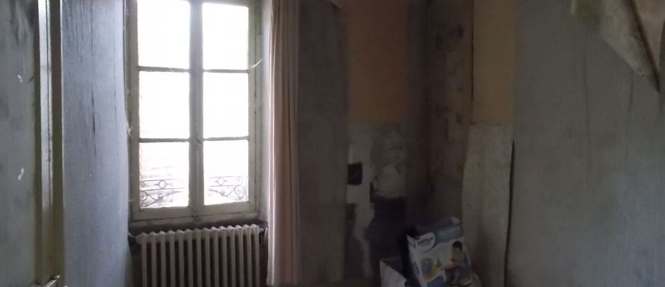 Maison 6 pièces de 121 m² à Cosne-Cours-sur-Loire (58200)