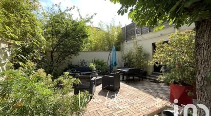 House 6 rooms of 146 m² in Saint-Maur-des-Fossés (94210)