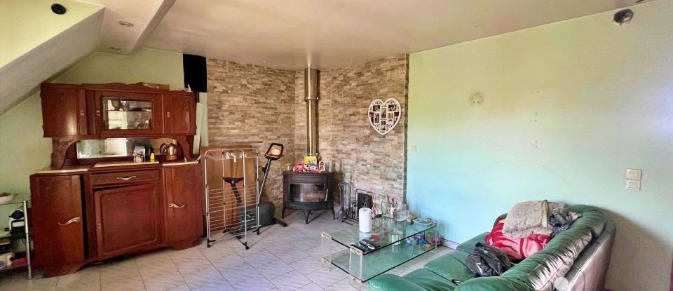 House 7 rooms of 140 m² in Morangis (91420)