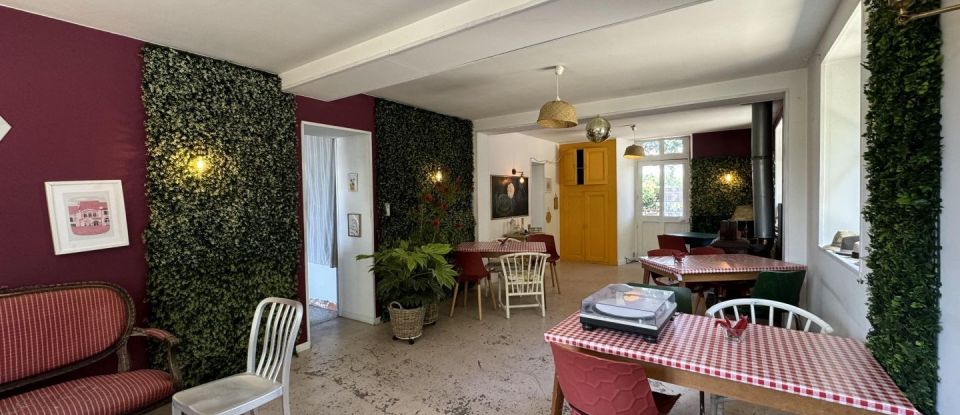 Maison 15 pièces de 361 m² à Bourgueil (37140)