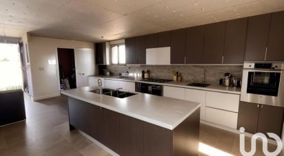 Maison 5 pièces de 95 m² à Le Pian-sur-Garonne (33490)