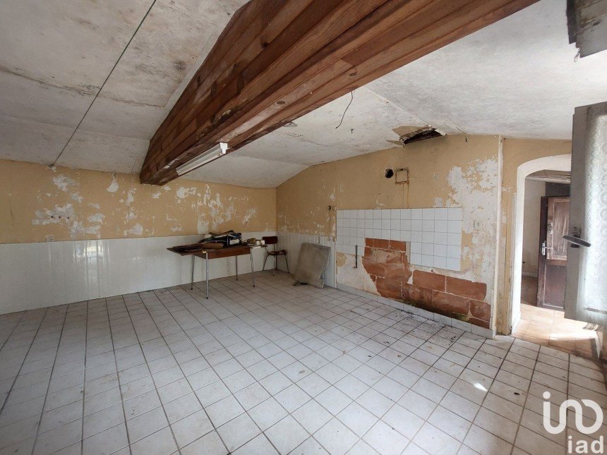 Maison 2 pièces de 43 m² à Cersay (79290)