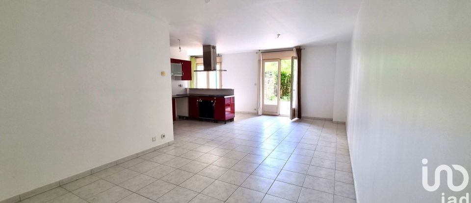 Apartment 6 rooms of 82 m² in La Ferté-Alais (91590)