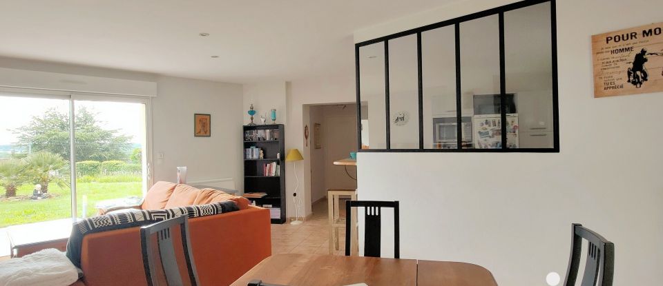 Maison 6 pièces de 132 m² à SENILLÉ (86100)