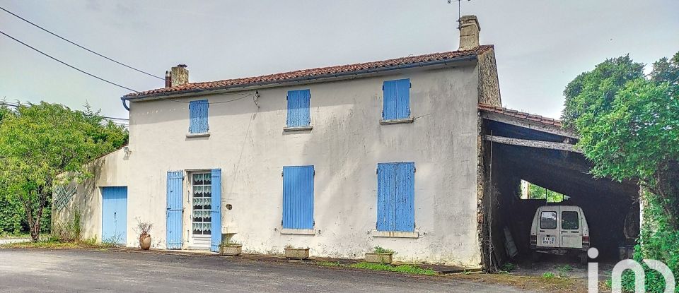 Maison 6 pièces de 164 m² à Saint-Crépin (17380)