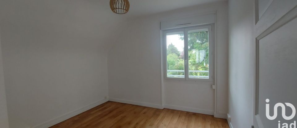 Apartment 3 rooms of 52 m² in Orléans (45000)