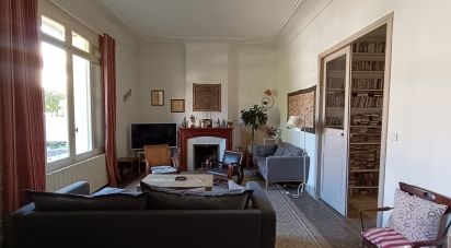 Maison 4 pièces de 81 m² à Arles (13200)