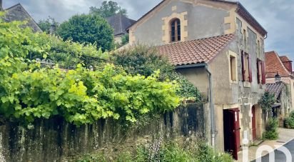 Village house 3 rooms of 93 m² in Limeuil (24510)