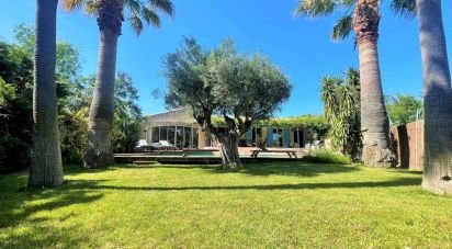 Maison 7 pièces de 169 m² à Grimaud (83310)