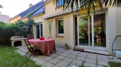 House 7 rooms of 145 m² in Nantes (44300)