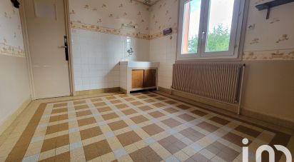 Maison traditionnelle 4 pièces de 64 m² à Saint-Vallier (71230)