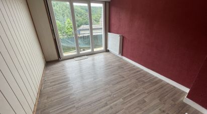 House 5 rooms of 91 m² in Deville (08800)